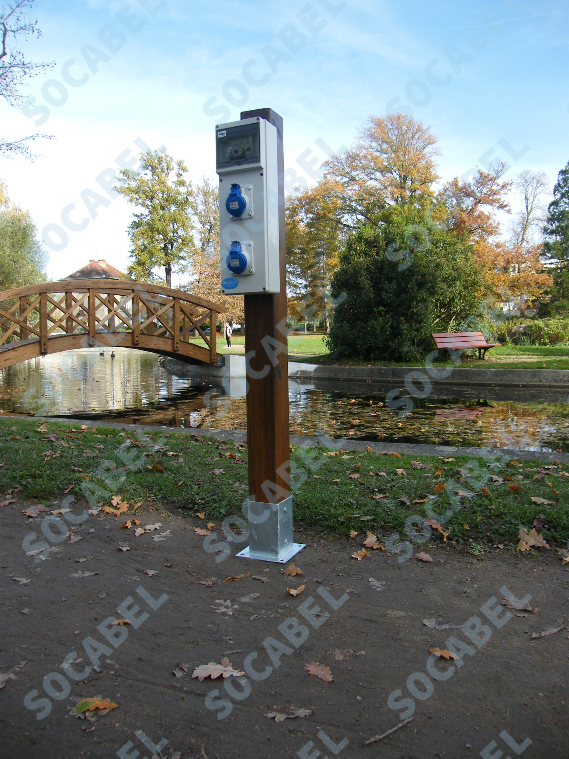 BORNE_ÉCOLO_BOIS_03